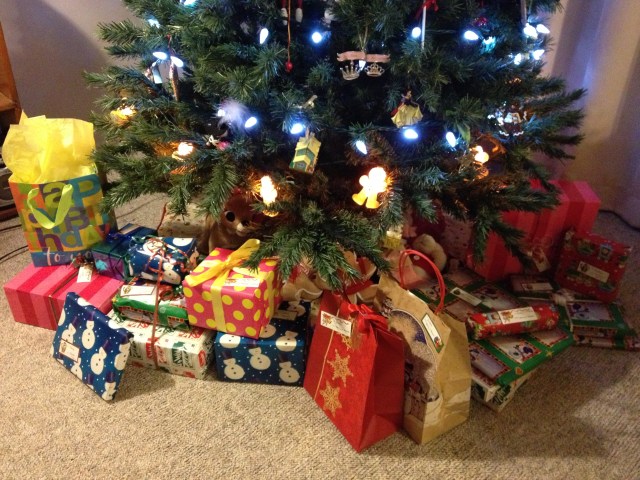 Ho Ho Ho!  A Holiday Gift Guide for the Theatre Person in Your Life